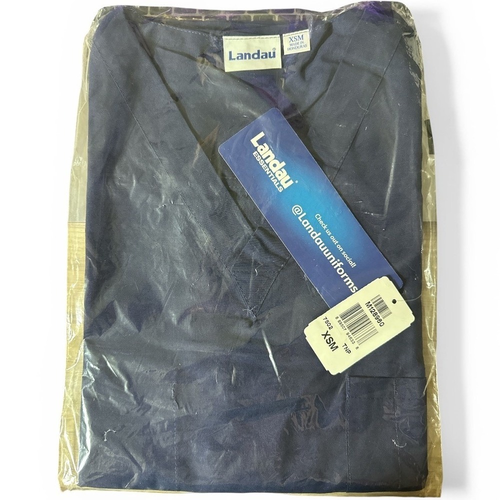 Landau Scrub Top Unisex XSM Navy Blue V-Neck Short Sleeve Pockets‎ NWT 7502